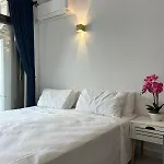 First Line In Апартаменты Фуэнхирола